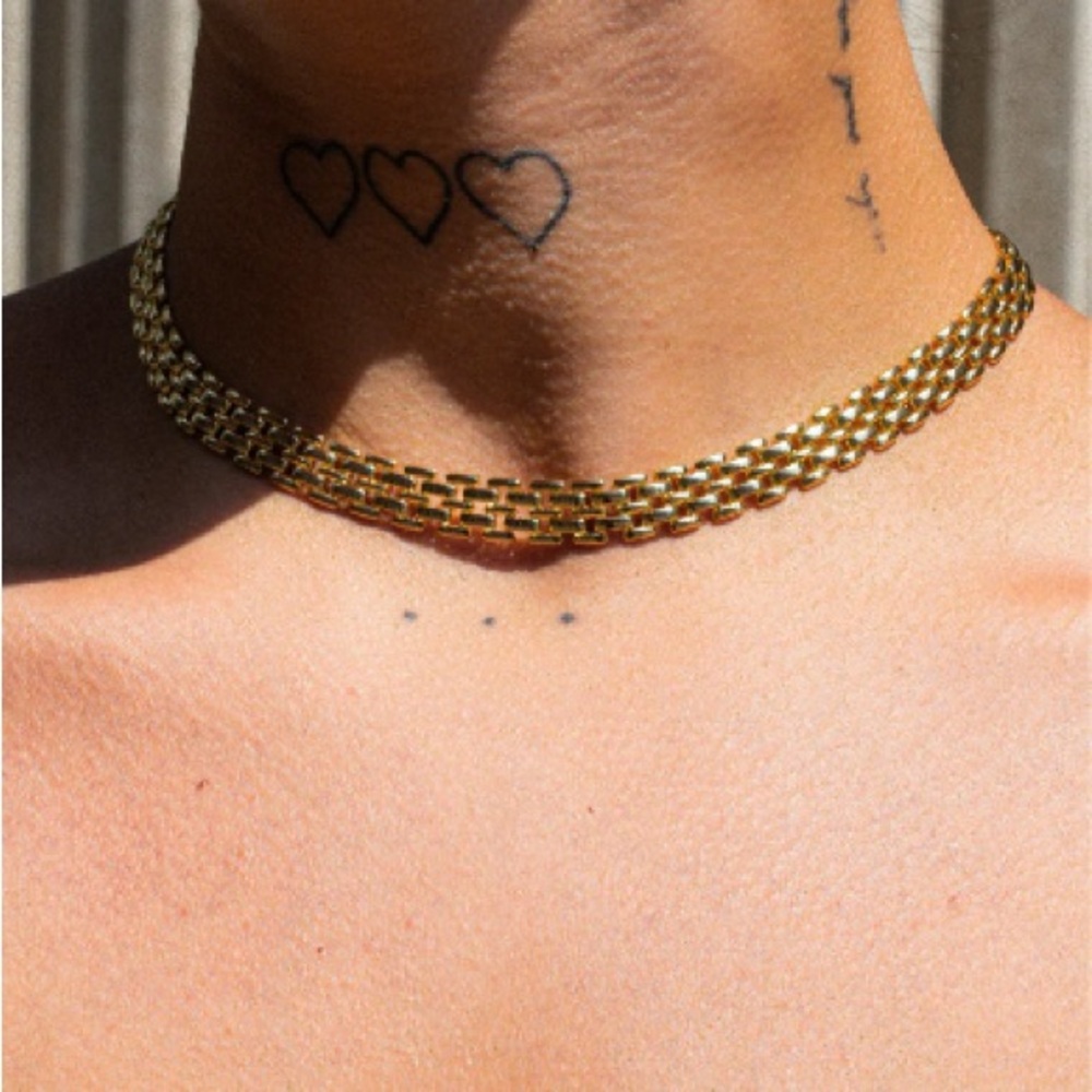 M JEWELERS “The Porto Link Necklace” in Gold